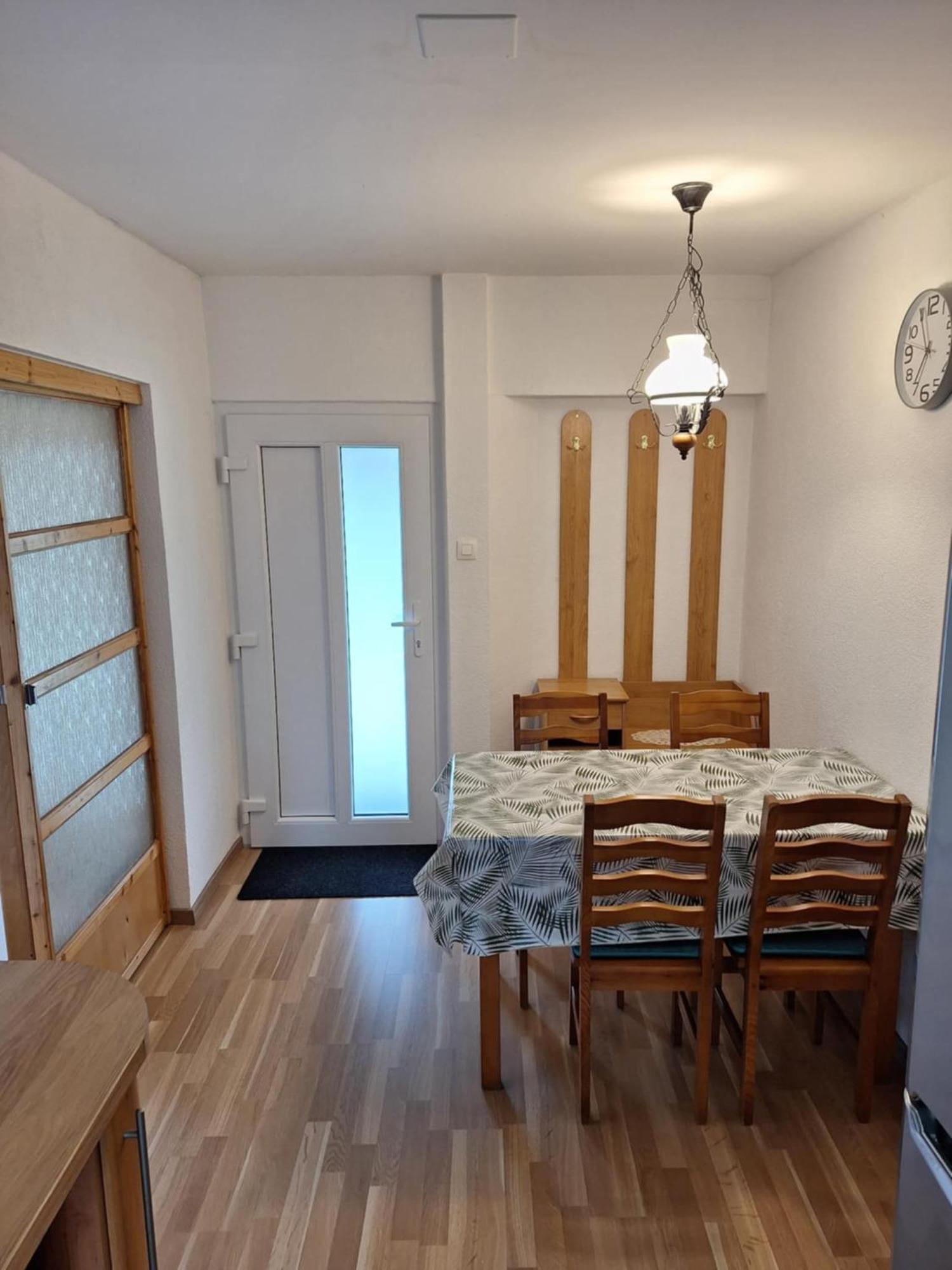 Star Apartments Πιεστάνυ Εξωτερικό φωτογραφία