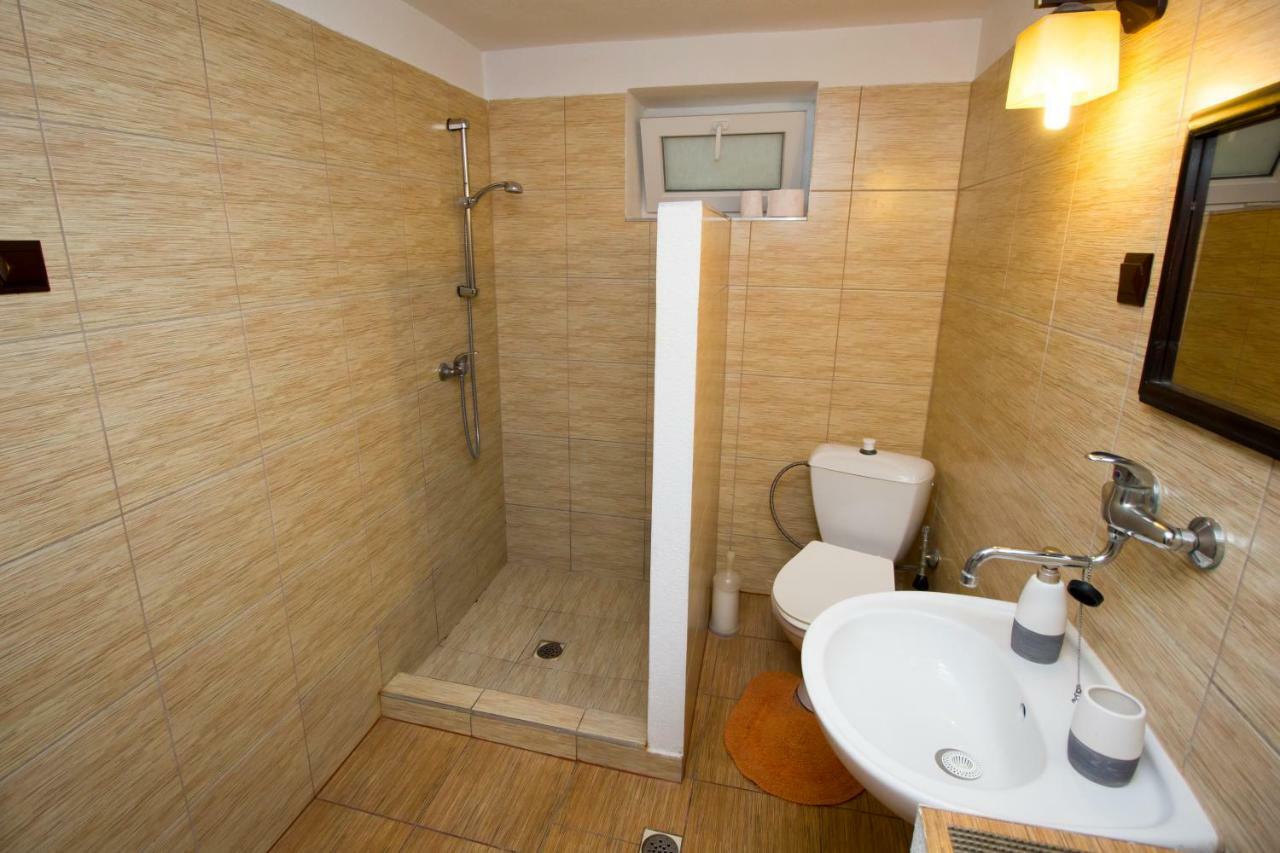 Star Apartments Πιεστάνυ Εξωτερικό φωτογραφία